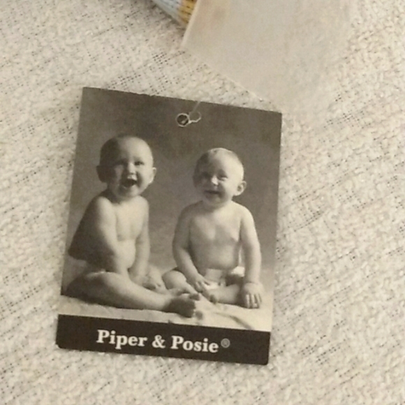 Piper and Posie light blue sweater set with hat 6 to 9 months - Picture 6 of 6